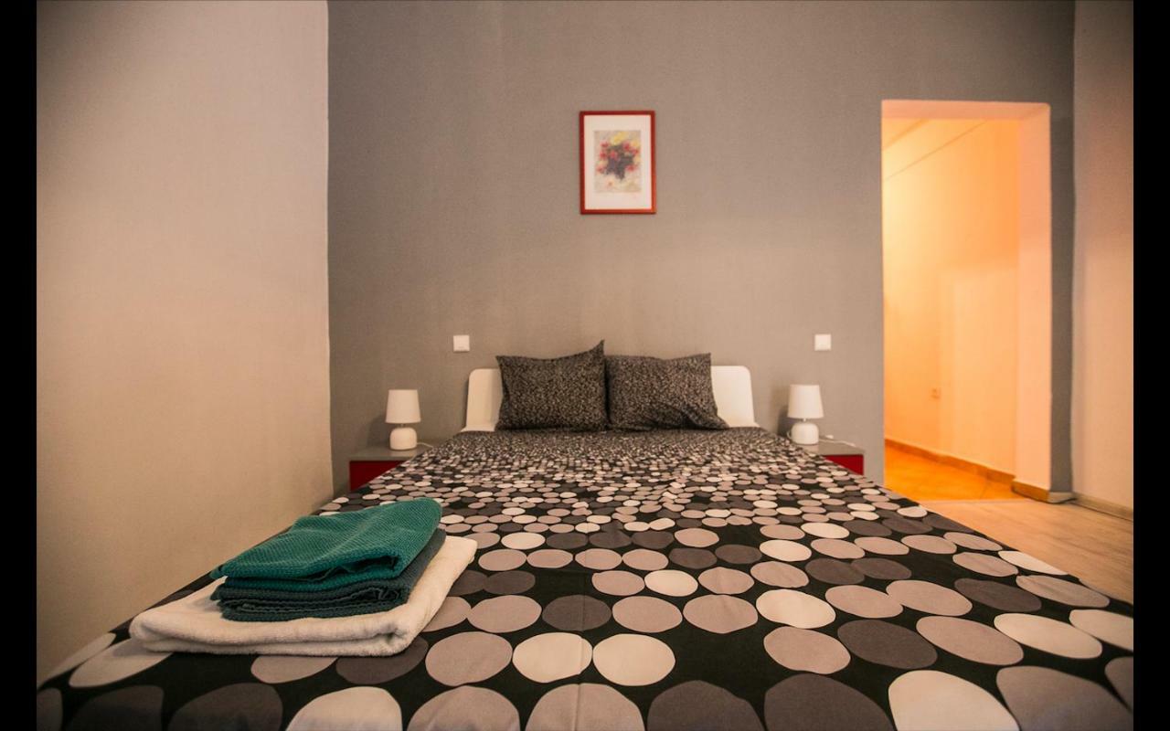 Cismigiu Garden Studio Apartment Bucharest Exterior photo